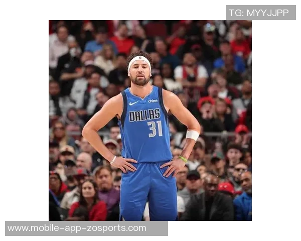 独行侠三分球命中率堪忧七名球员低于30克莱表现不佳仅264 独行侠三分球命中率堪忧七名球员低于30克莱表现不佳仅264