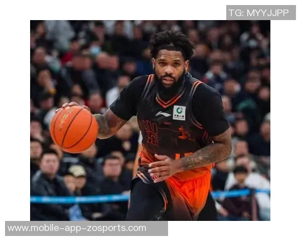 鲍威尔强调艰难胜利的重要性韦尔关键盖帽助力球队成功